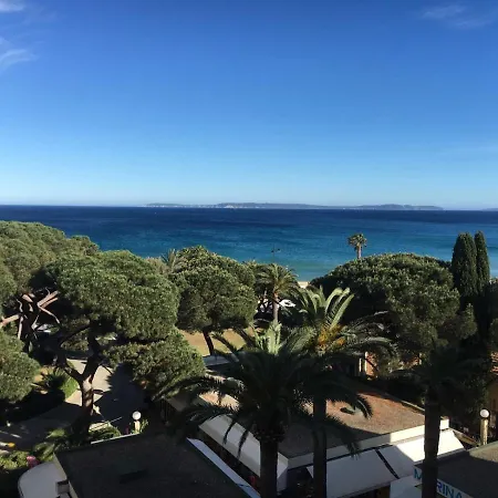 Avec Splendide Vue Sur Le Lavandou